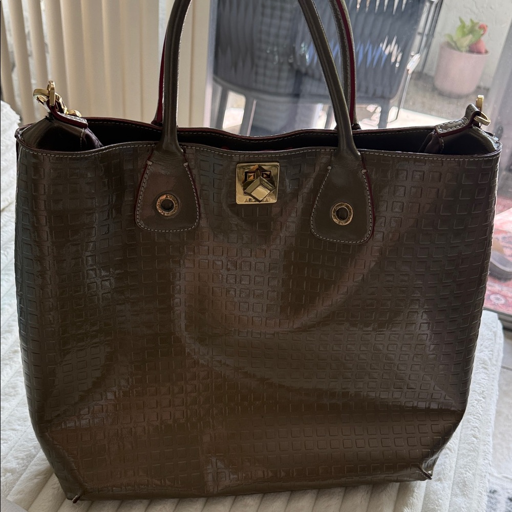 Elegant Brown Tote Bag Arcadia